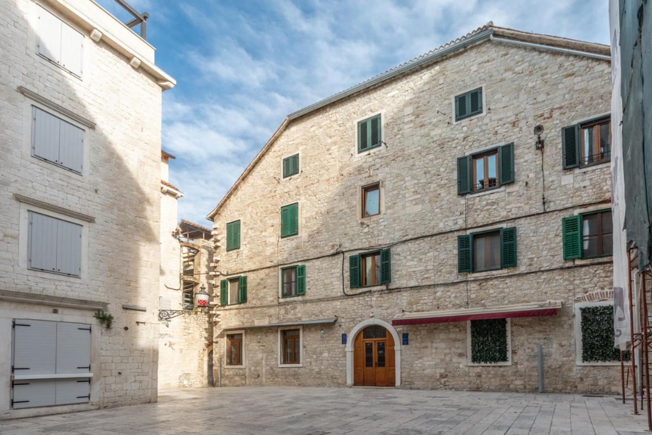 Deluxe Apartments Muse Спліт Екстер'єр фото