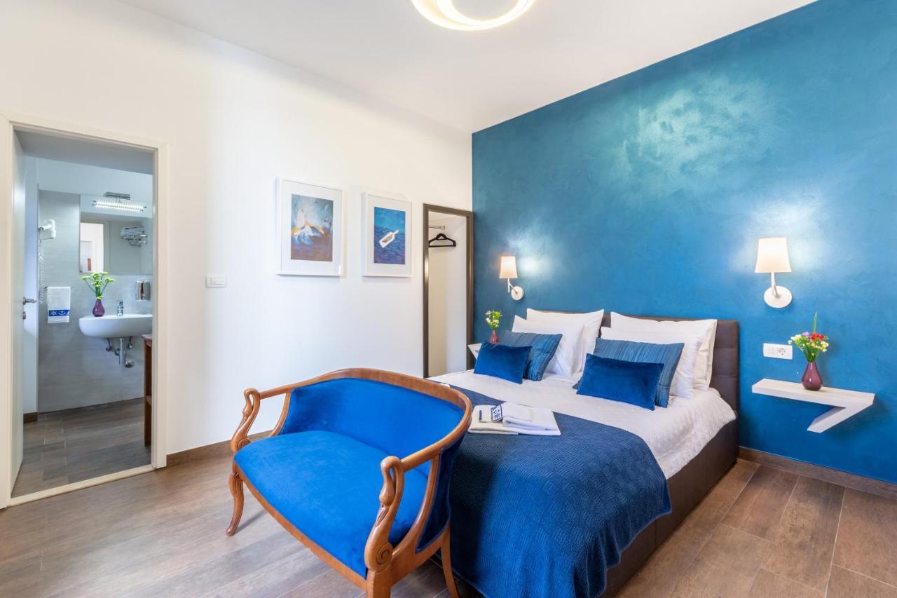Deluxe Apartments Muse Спліт Екстер'єр фото